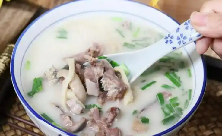 不加科技与狠活,羊汤到底能不能做成乳白色?(图1) 不加科技与狠活,羊汤到底能不能做成乳白色?(图1)